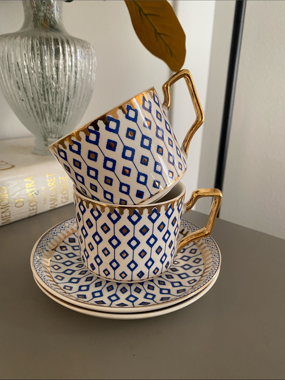 Blue&Gold Med style porcelain Teacup & Saucer Set/Like new/barely used